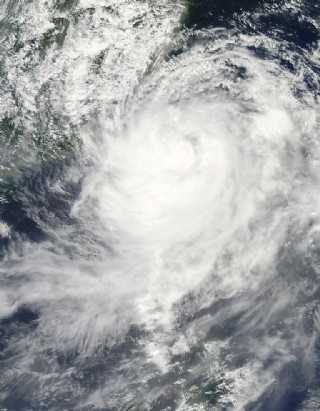 台风莫拉克aqua卫星影像图片